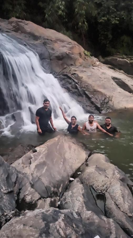 Fab Valley Homestay Munnar
