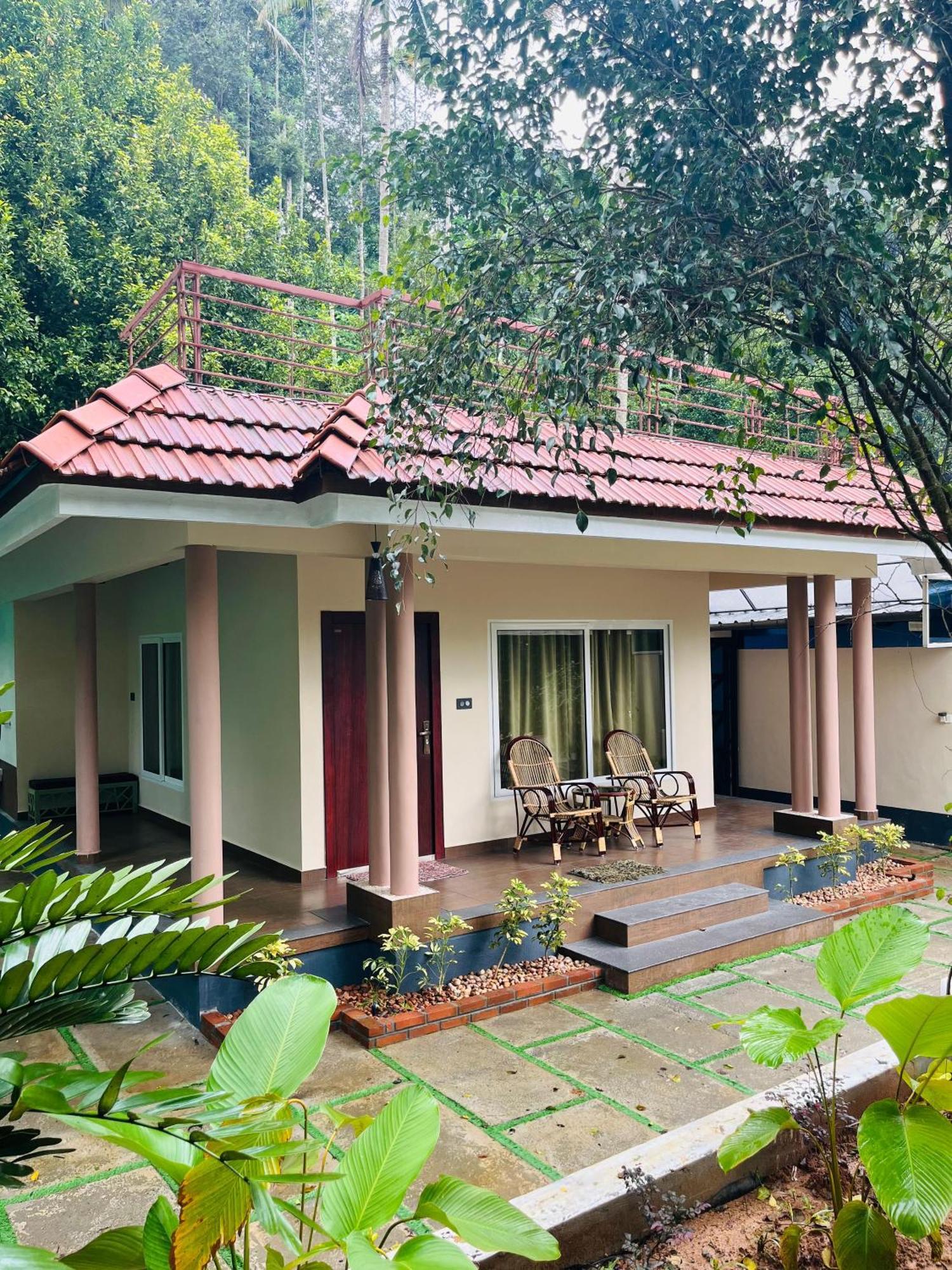 Homestay Fab Valley *